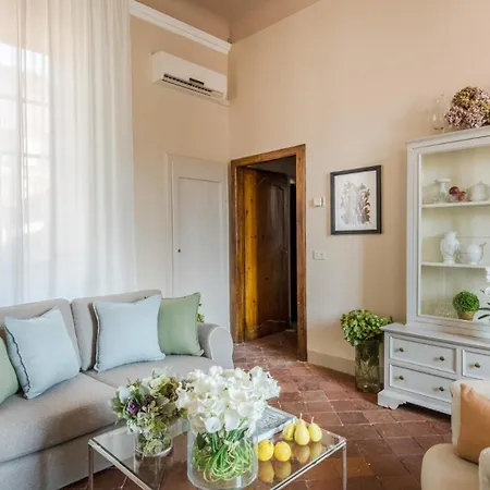 Antico Sogno With View In A Apartment