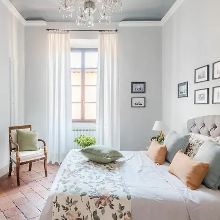 Apartman Antico Sogno With View In A *